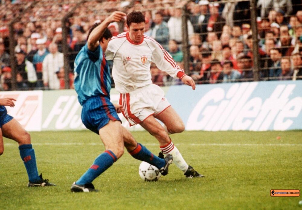 Chung kết Cúp C2 năm 1991 giữa Manchester United với Barcelona