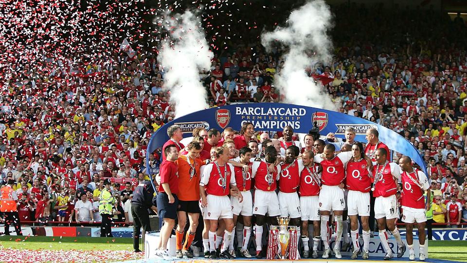 Danh sách đội hình Arsenal bất bại mùa bóng 2003-04
